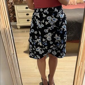 Ann Taylor Black and Blue Floral Pencil Skirt